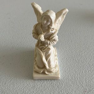 Cement/Resin Angel on Knees